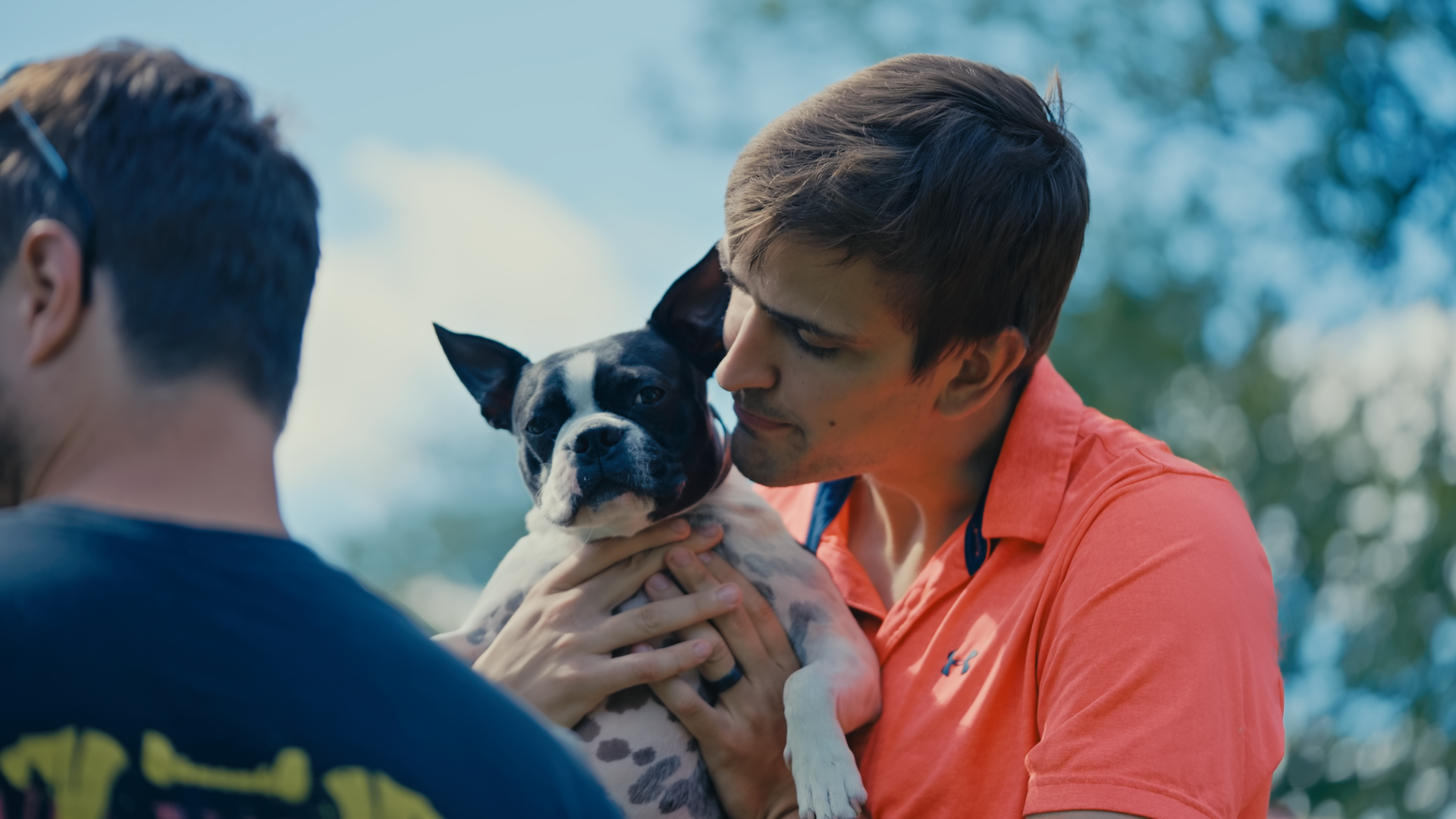 Product Specialists, Tyson, holding up Ridley